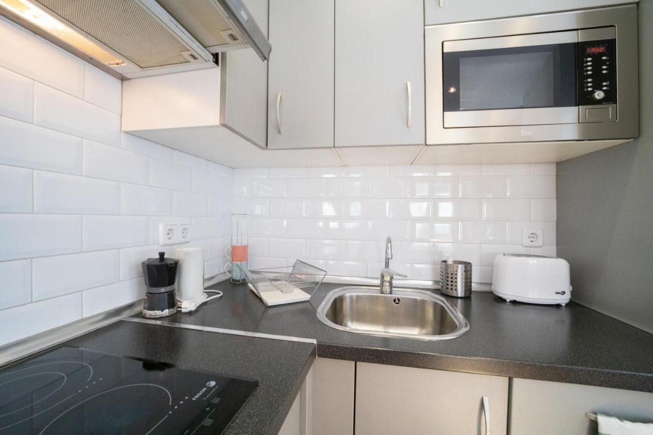 Apartamentos Moratin Las Letras Μαδρίτη Εξωτερικό φωτογραφία
