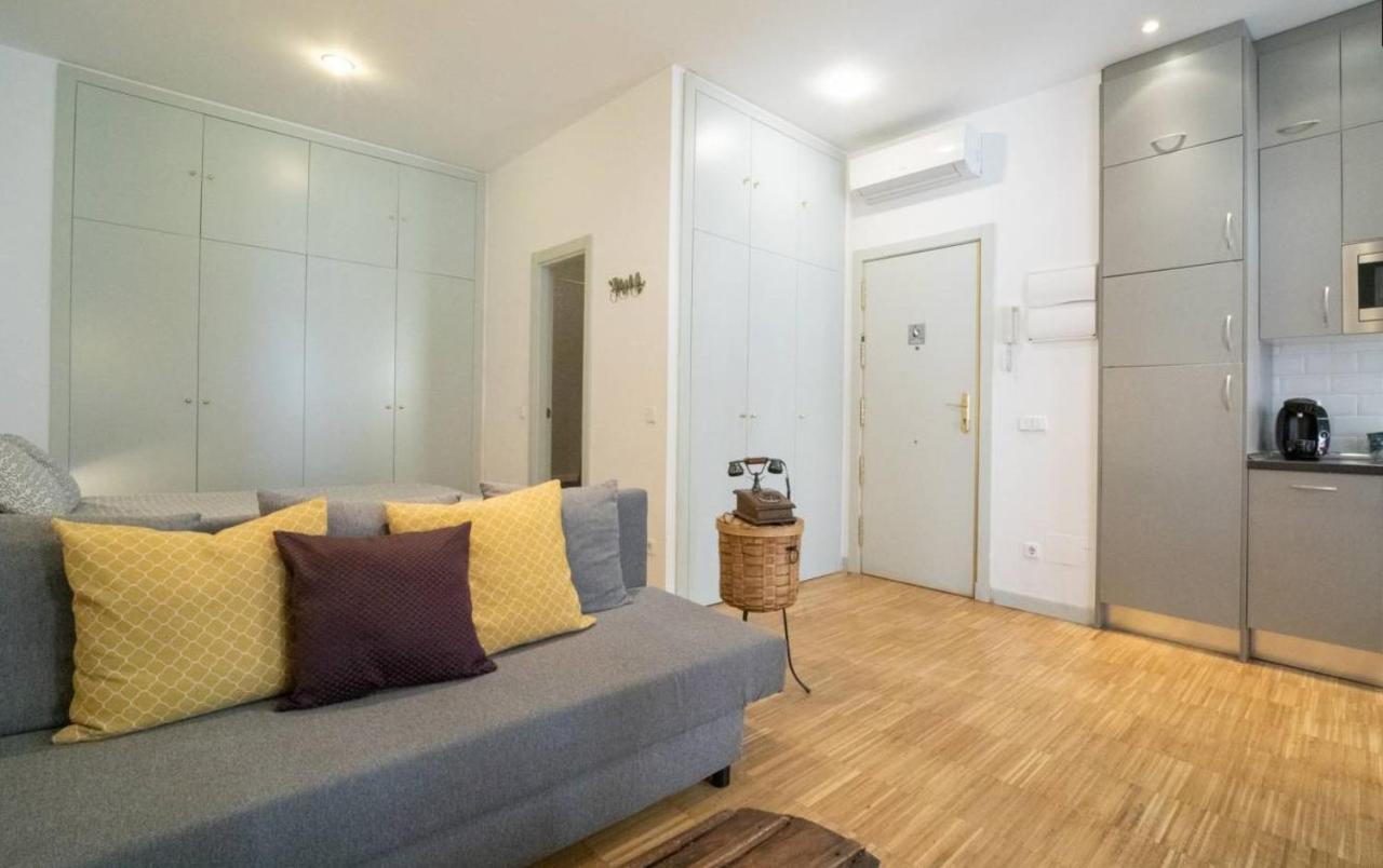 Apartamentos Moratin Las Letras Μαδρίτη Εξωτερικό φωτογραφία