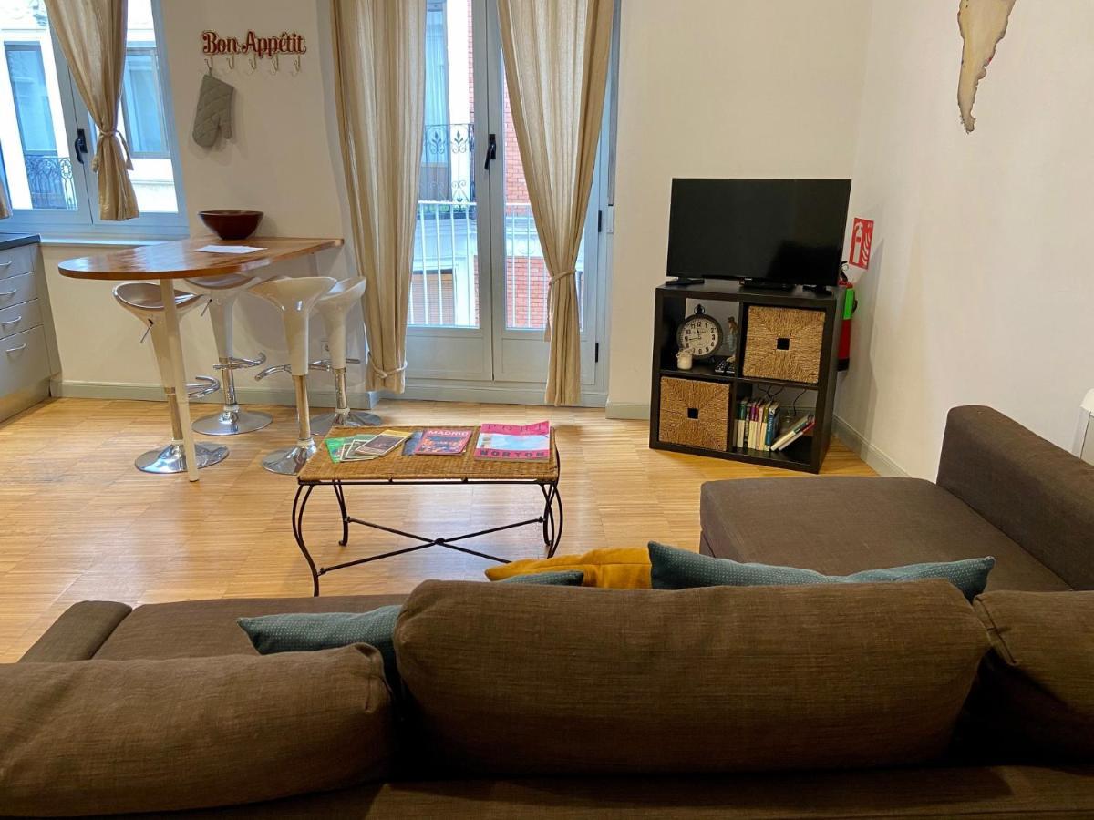 Apartamentos Moratin Las Letras Μαδρίτη Εξωτερικό φωτογραφία
