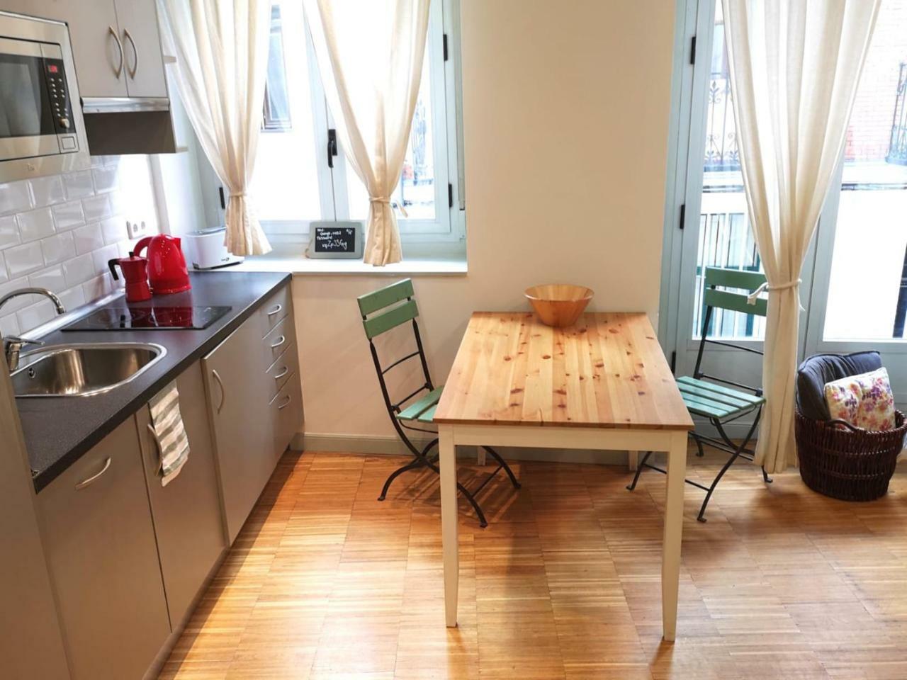 Apartamentos Moratin Las Letras Μαδρίτη Εξωτερικό φωτογραφία
