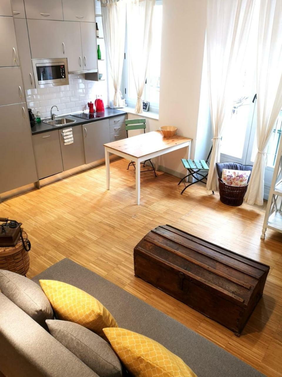 Apartamentos Moratin Las Letras Μαδρίτη Εξωτερικό φωτογραφία