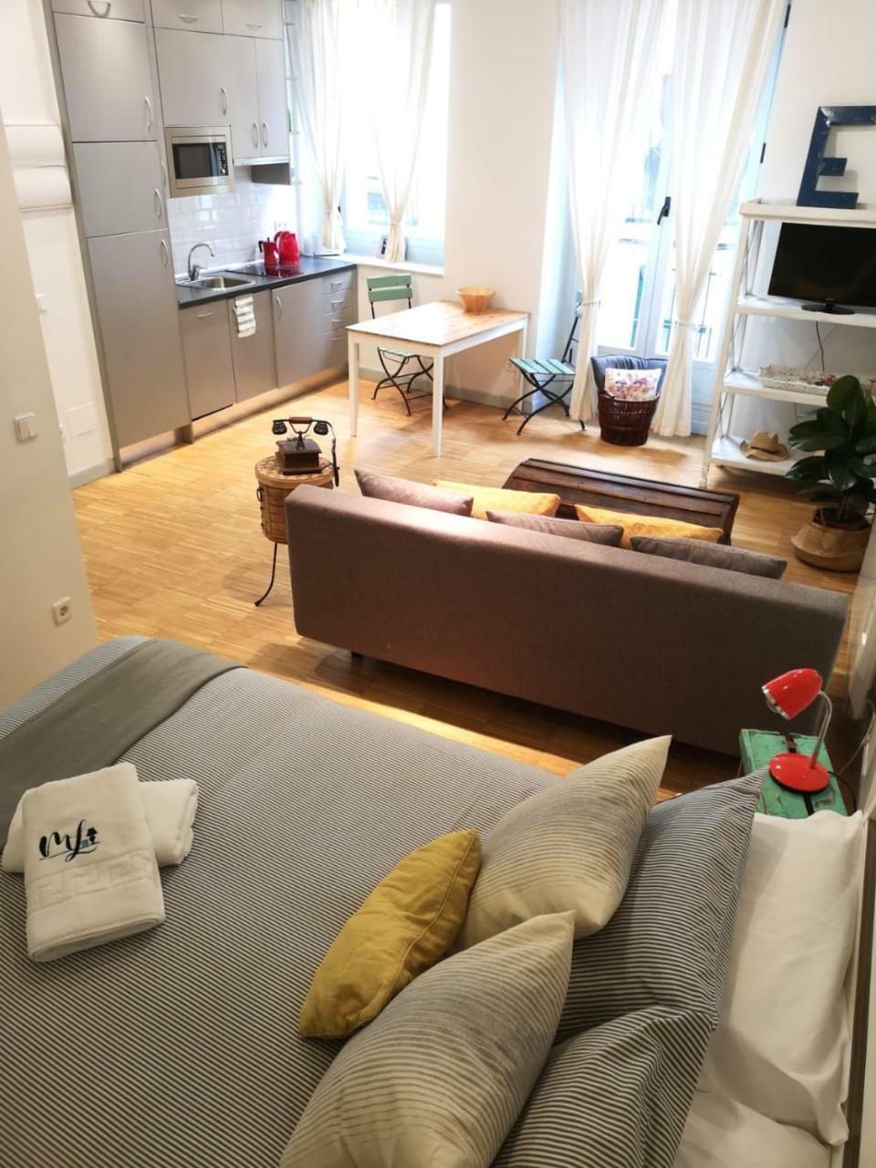 Apartamentos Moratin Las Letras Μαδρίτη Εξωτερικό φωτογραφία