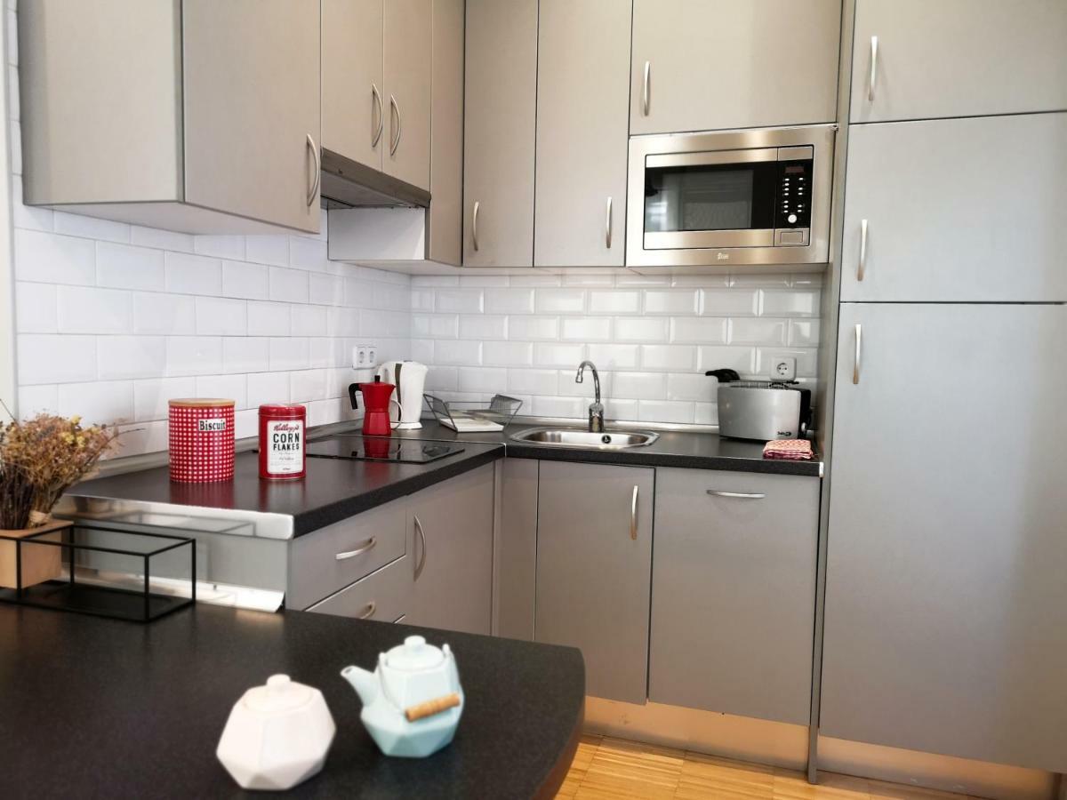 Apartamentos Moratin Las Letras Μαδρίτη Εξωτερικό φωτογραφία